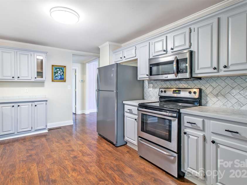 141 Knollview Terrace, Pisgah Forest, NC 28768.  MLS# CAR4255414, YatesRealty ID 12205. 