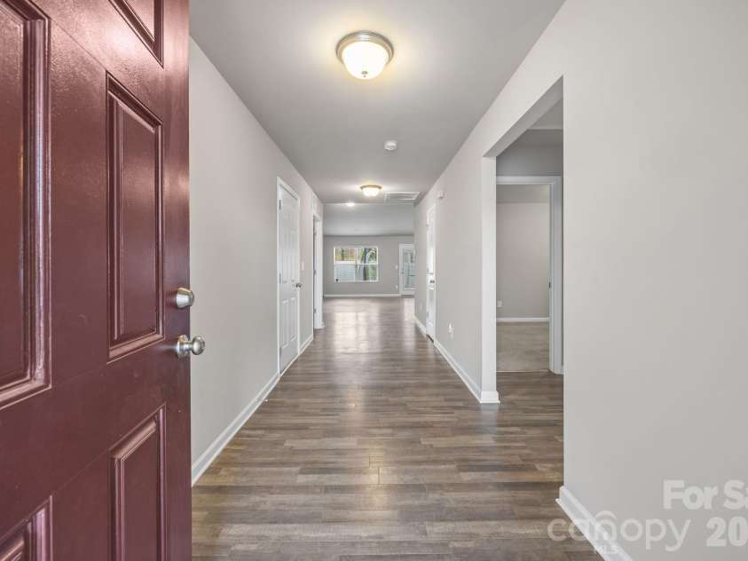1219 Amberlight Circle, Salisbury, NC 28144.  MLS# CAR4295292, YatesRealty ID 12206. Foyer