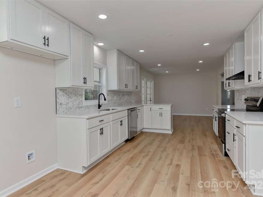 1356 Ford Drive, Lowell, NC 28098.  MLS# CAR4232492, YatesRealty ID 12207. 
