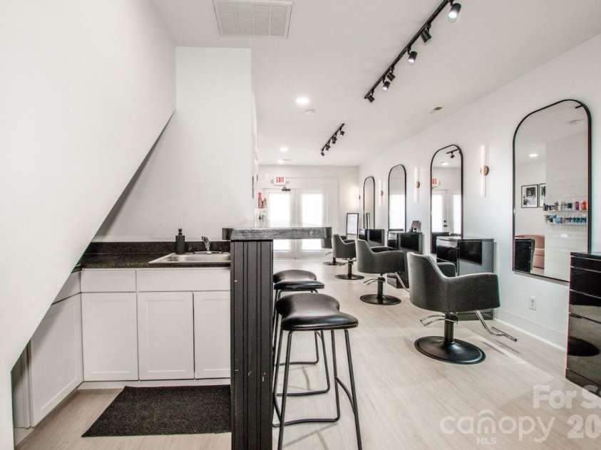 21329 Catawba Avenue, Cornelius, NC 28031.  MLS# CAR4364402, YatesRealty ID 12207. Salon