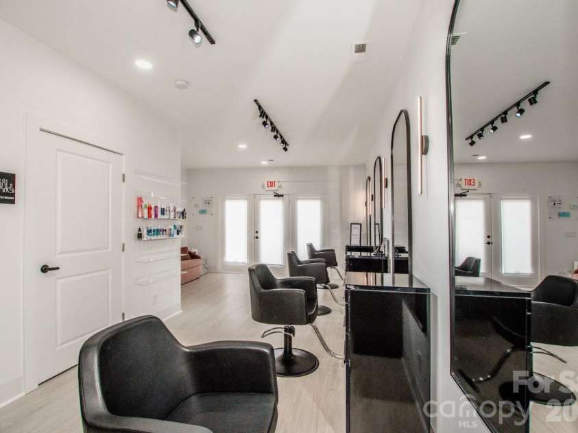 21329 Catawba Avenue, Cornelius, NC 28031.  MLS# CAR4364402, YatesRealty ID 12207. Salon