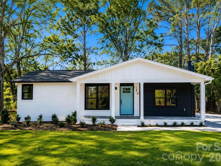 508 Olin Drive, Waxhaw, NC 28173.  MLS# CAR4380877, YatesRealty ID 12209. 