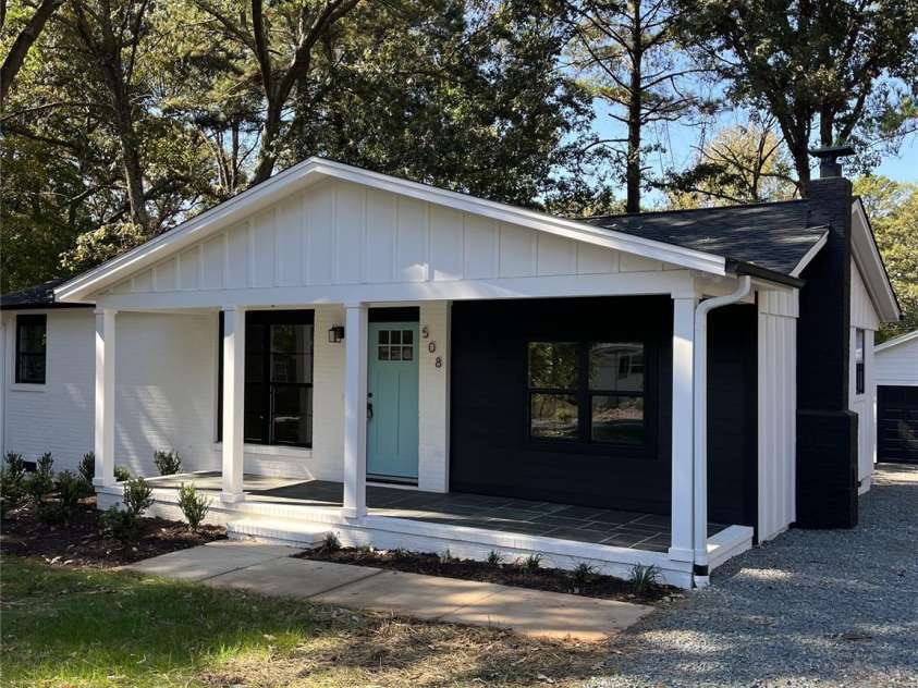 508 Olin Drive, Waxhaw, NC 28173.  MLS# CAR4380877, YatesRealty ID 12209. 