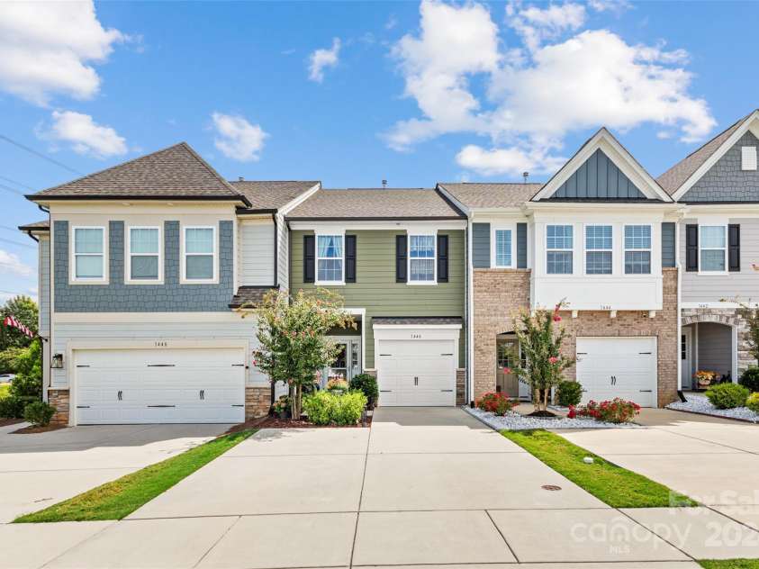 1446 Crest Creek Court, Clover, SC 29710.  MLS# CAR4174064, YatesRealty ID 1221. 