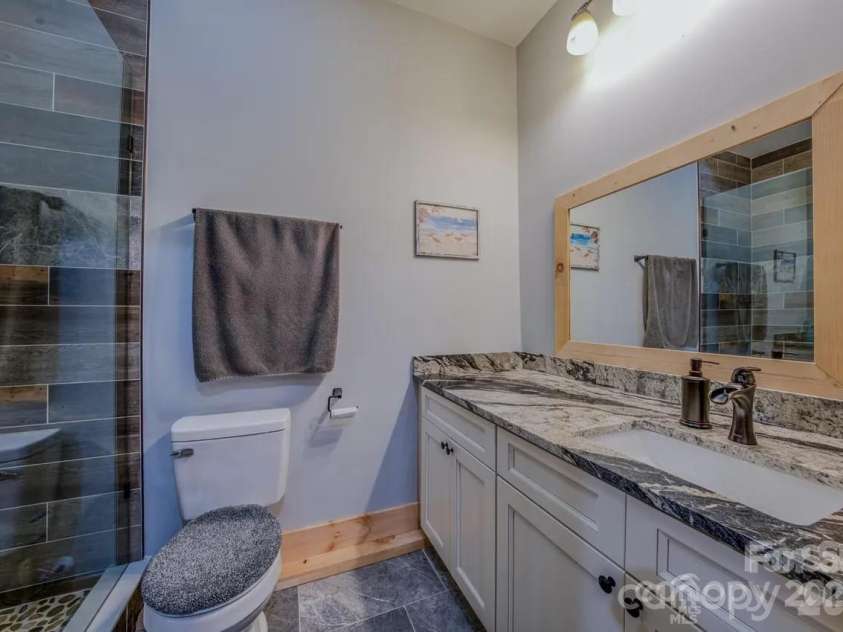 1416 Southpointe Drive, Morganton, NC 28655.  MLS# CAR4352341, YatesRealty ID 12210. 