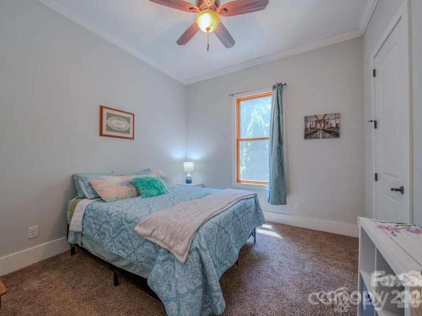1416 Southpointe Drive, Morganton, NC 28655.  MLS# CAR4352341, YatesRealty ID 12210. 