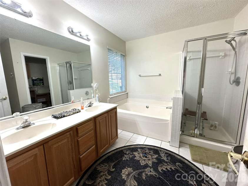 113 Old Willow Road, Mooresville, NC 28115.  MLS# CAR4366482, YatesRealty ID 12211. 