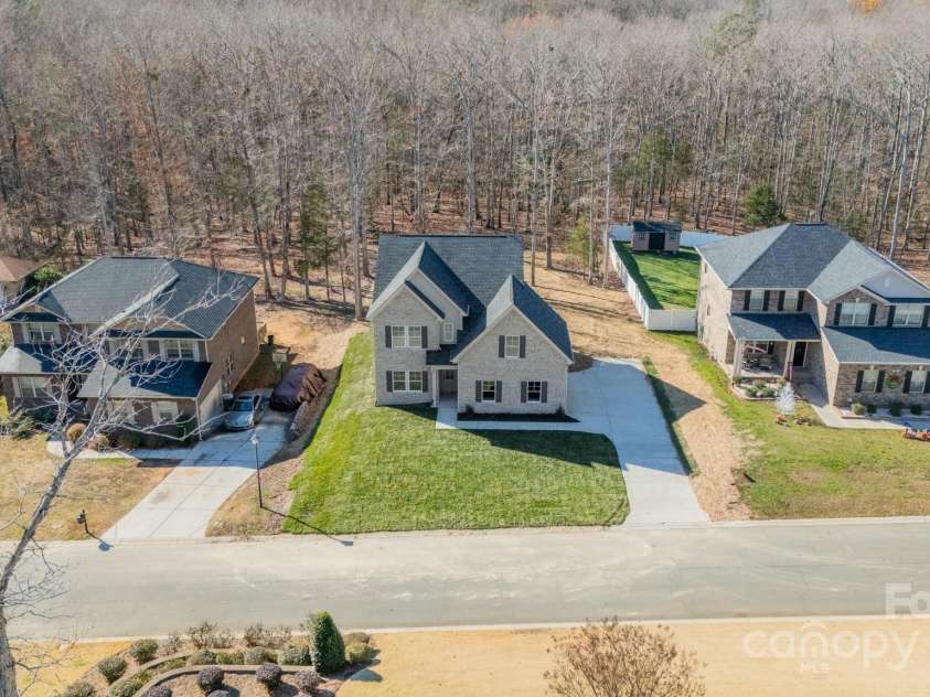 812 Hardin Street, Lancaster, SC 29720.  MLS# CAR4329827, YatesRealty ID 12214. 