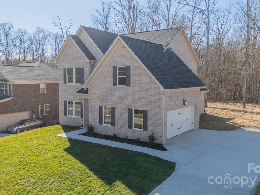 812 Hardin Street, Lancaster, SC 29720.  MLS# CAR4329827, YatesRealty ID 12214. 