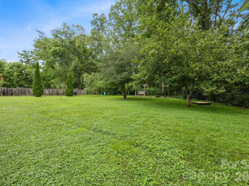 6 Springfield Way, Arden, NC 28704.  MLS# CAR4349463, YatesRealty ID 12215. 