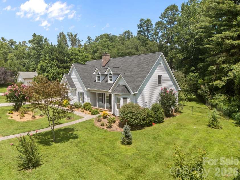 6 Springfield Way, Arden, NC 28704.  MLS# CAR4349463, YatesRealty ID 12215. 