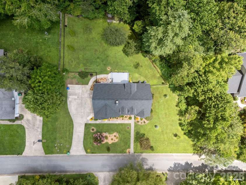 6 Springfield Way, Arden, NC 28704.  MLS# CAR4349463, YatesRealty ID 12215. 