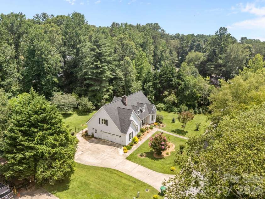 6 Springfield Way, Arden, NC 28704.  MLS# CAR4349463, YatesRealty ID 12215. 