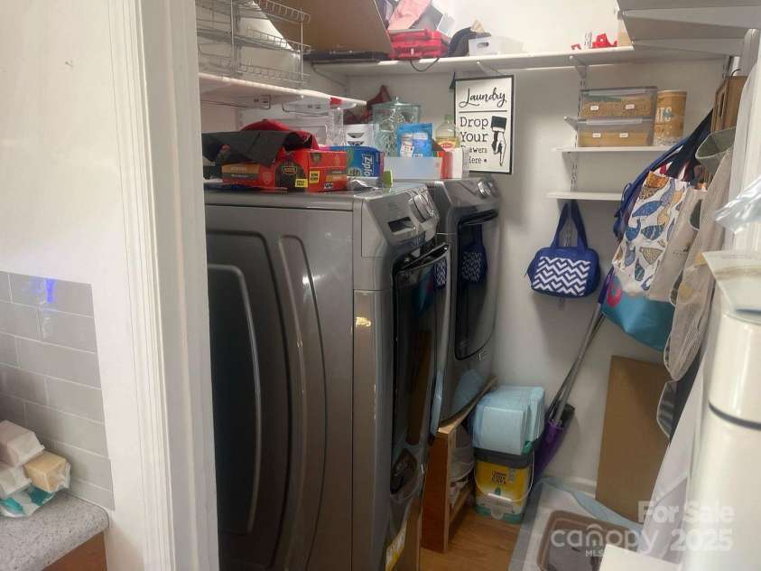 7122 Pyramid Road, Hickory, NC 28602.  MLS# CAR4241476, YatesRealty ID 12215. 