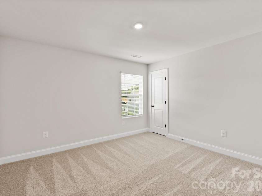 3530 Saddlebred Drive, Gastonia, NC 28052.  MLS# CAR4334739, YatesRealty ID 12217. 