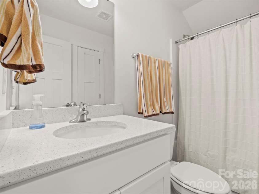 244 Slade Lane, Black Mountain, NC 28711.  MLS# CAR4346016, YatesRealty ID 12218. 2nd Floor Guest Room #2