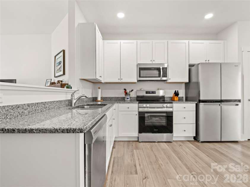 244 Slade Lane, Black Mountain, NC 28711.  MLS# CAR4346016, YatesRealty ID 12218. 