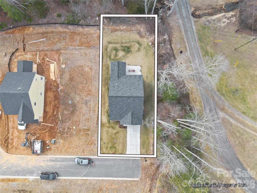 244 Slade Lane, Black Mountain, NC 28711.  MLS# CAR4346016, YatesRealty ID 12218. 
