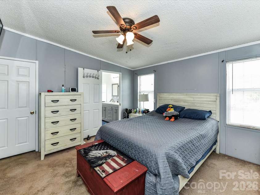 1565 Foxbrook Circle, Lancaster, SC 29720.  MLS# CAR4304342, YatesRealty ID 12220. 