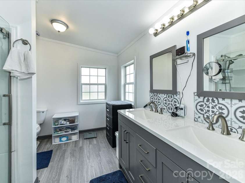 1565 Foxbrook Circle, Lancaster, SC 29720.  MLS# CAR4304342, YatesRealty ID 12220. 