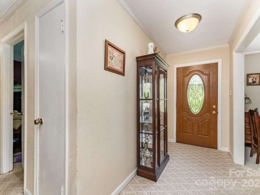 2718 Ridgewood Lane, Rock Hill, SC 29730.  MLS# CAR4255221, YatesRealty ID 12220. 