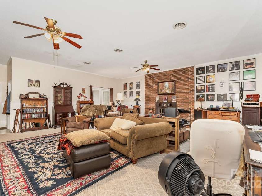 2718 Ridgewood Lane, Rock Hill, SC 29730.  MLS# CAR4255221, YatesRealty ID 12220. 