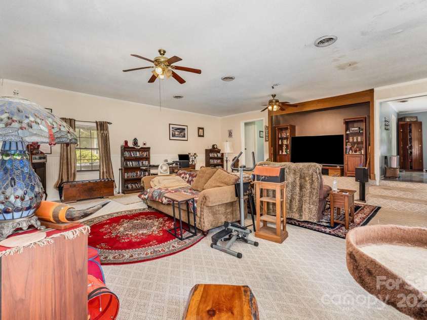 2718 Ridgewood Lane, Rock Hill, SC 29730.  MLS# CAR4255221, YatesRealty ID 12220. 