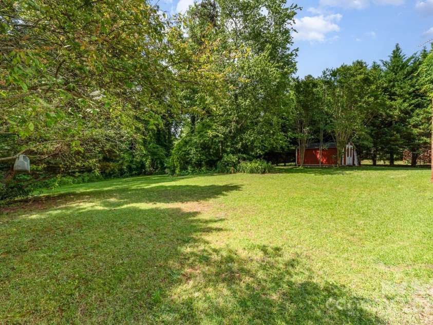 2718 Ridgewood Lane, Rock Hill, SC 29730.  MLS# CAR4255221, YatesRealty ID 12220. 