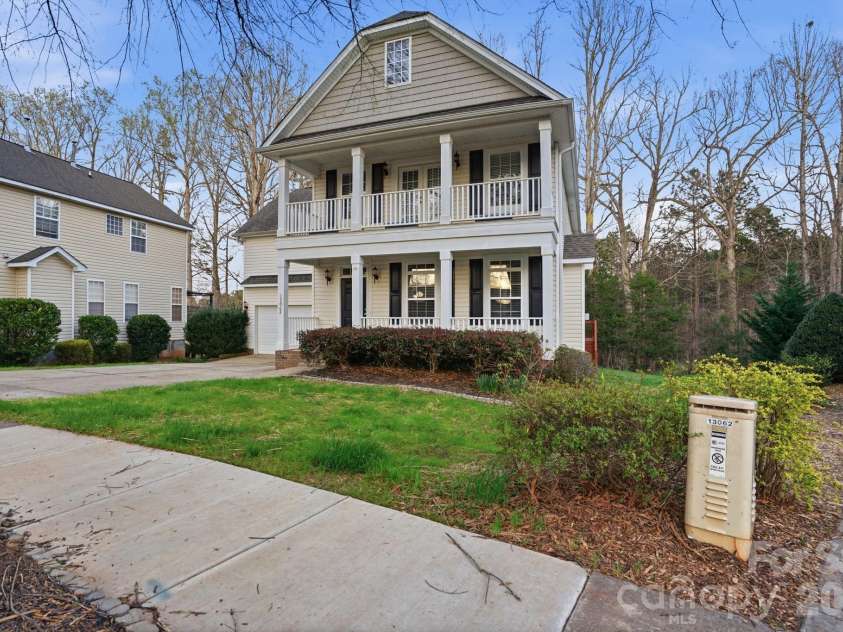 13062 Windy Lea Lane, Huntersville, NC 28078.  MLS# CAR4356532, YatesRealty ID 12221. 