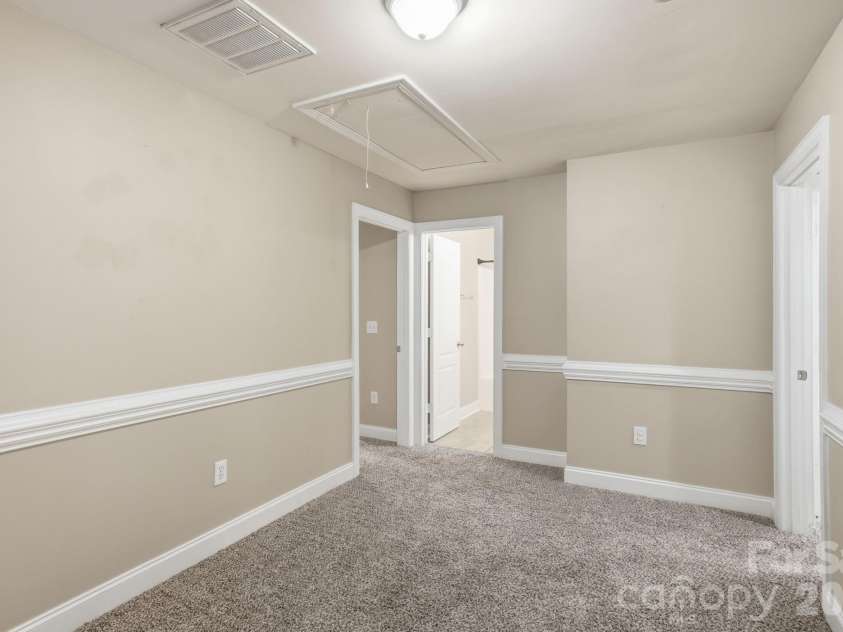 13062 Windy Lea Lane, Huntersville, NC 28078.  MLS# CAR4356532, YatesRealty ID 12221. 