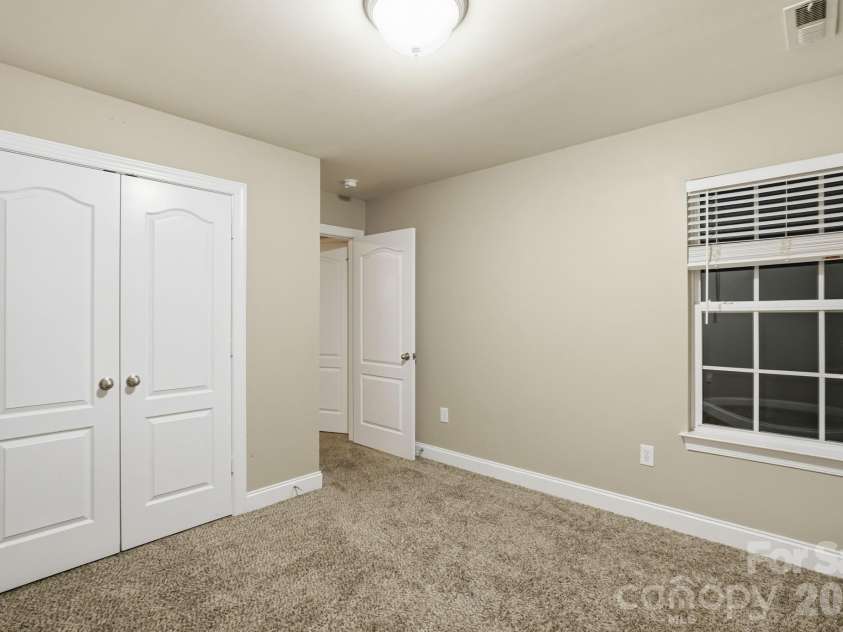 13062 Windy Lea Lane, Huntersville, NC 28078.  MLS# CAR4356532, YatesRealty ID 12221. 