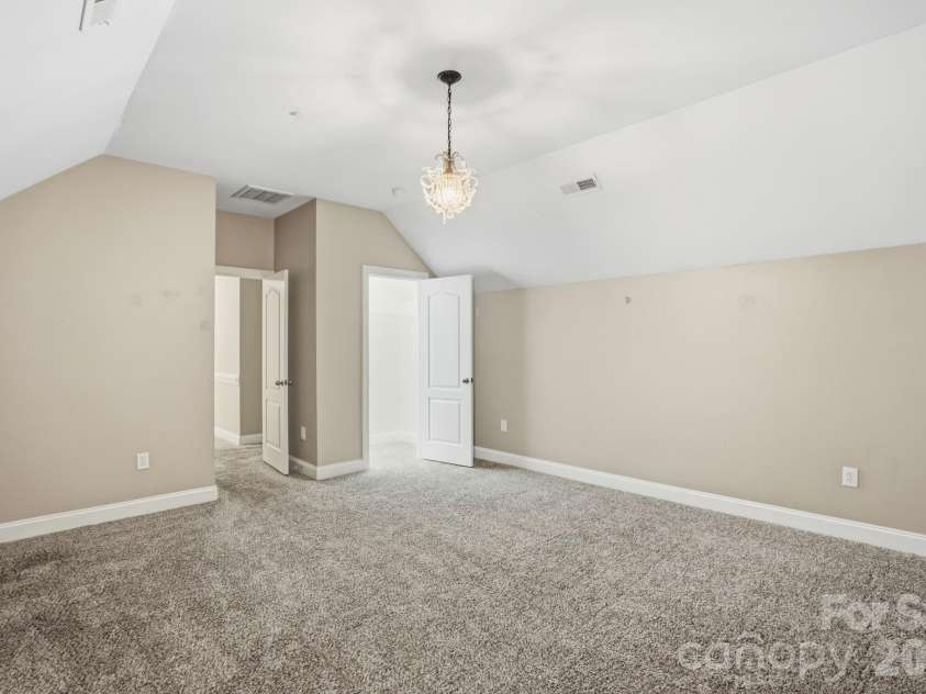 13062 Windy Lea Lane, Huntersville, NC 28078.  MLS# CAR4356532, YatesRealty ID 12221. 
