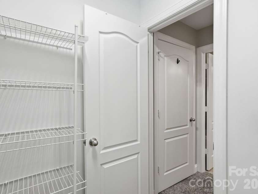 13062 Windy Lea Lane, Huntersville, NC 28078.  MLS# CAR4356532, YatesRealty ID 12221. 