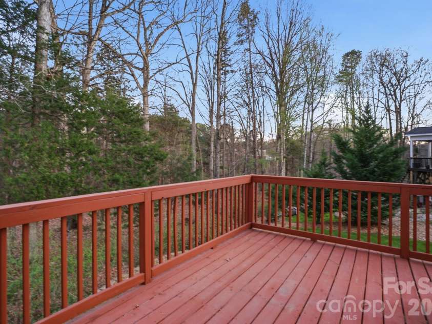 13062 Windy Lea Lane, Huntersville, NC 28078.  MLS# CAR4356532, YatesRealty ID 12221. 