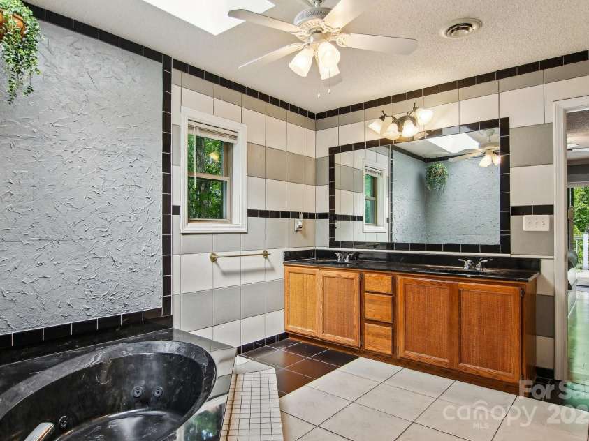 50 Whiskey Creek Road, Hendersonville, NC 28739.  MLS# CAR4257295, YatesRealty ID 12221. 