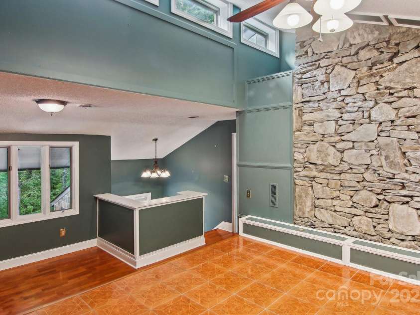 50 Whiskey Creek Road, Hendersonville, NC 28739.  MLS# CAR4257295, YatesRealty ID 12221. 