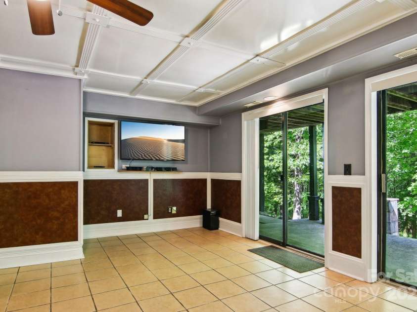 50 Whiskey Creek Road, Hendersonville, NC 28739.  MLS# CAR4257295, YatesRealty ID 12221. 