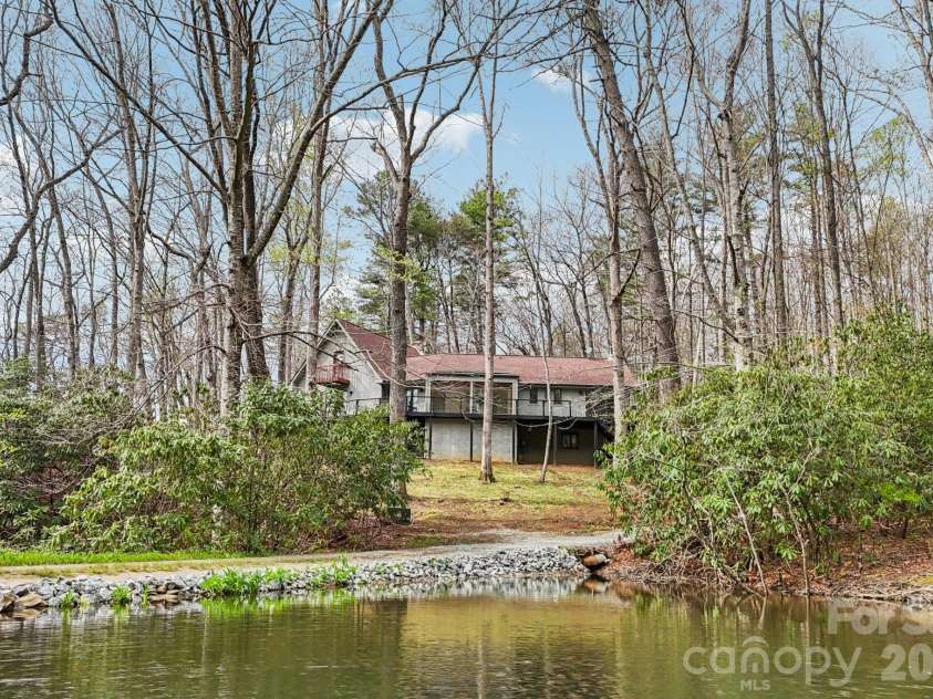 1115 Kilpatrick Road, Hendersonville, NC 28739.  MLS# CAR4368612, YatesRealty ID 12223. 
