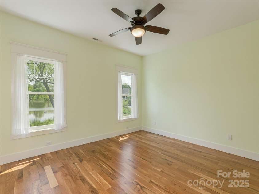 76 Foundry Lane, Hendersonville, NC 28792.  MLS# CAR4255928, YatesRealty ID 12223. 