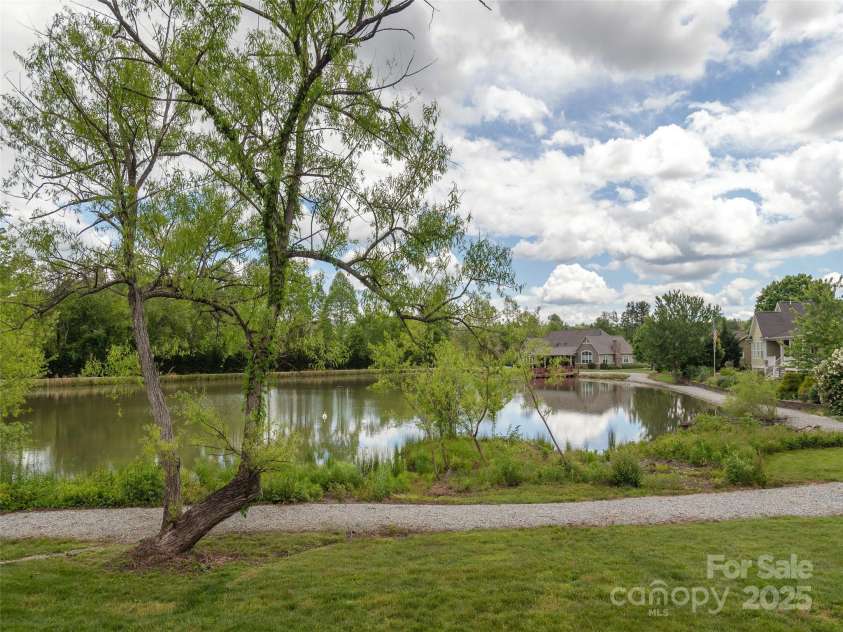 76 Foundry Lane, Hendersonville, NC 28792.  MLS# CAR4255928, YatesRealty ID 12223. 