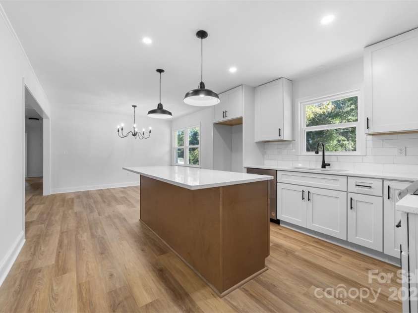 3503 Linwood Road, Gastonia, NC 28052.  MLS# CAR4192661, YatesRealty ID 12224. 