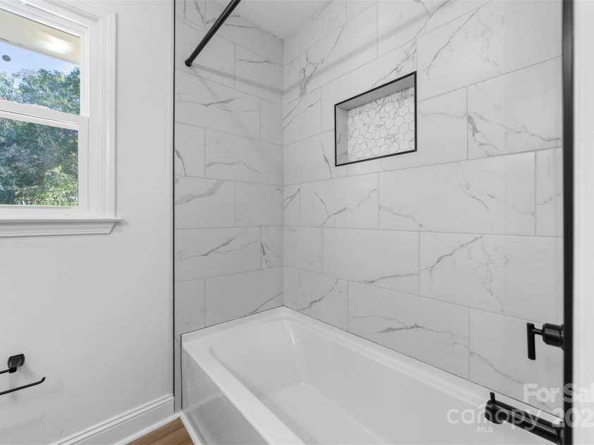 3503 Linwood Road, Gastonia, NC 28052.  MLS# CAR4192661, YatesRealty ID 12224. 