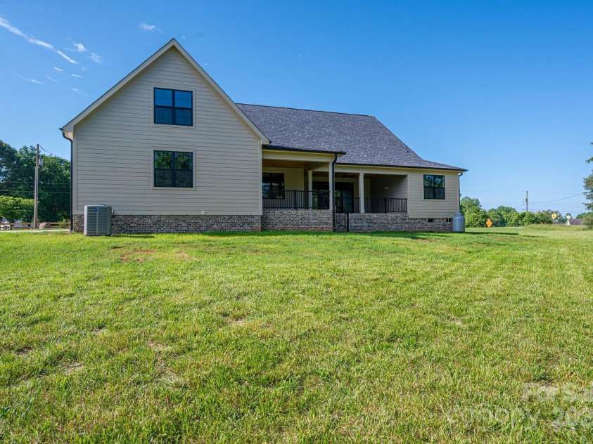 2313 Ivey Church Road, Maiden, NC 28650.  MLS# CAR4255573, YatesRealty ID 12225. 