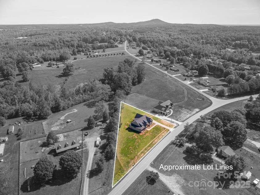 2313 Ivey Church Road, Maiden, NC 28650.  MLS# CAR4255573, YatesRealty ID 12225. 