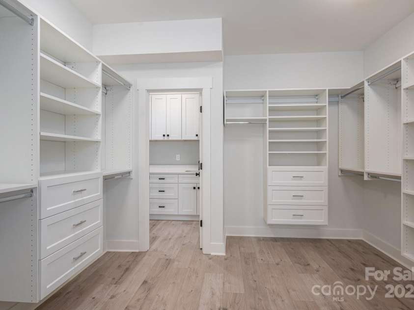 2313 Ivey Church Road, Maiden, NC 28650.  MLS# CAR4255573, YatesRealty ID 12225. Primary Closet