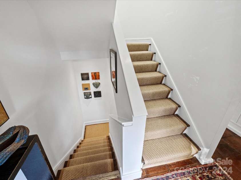 1401 Scotland Avenue, Charlotte, NC 28207.  MLS# CAR4207507, YatesRealty ID 12226. Staircase to Lower Level