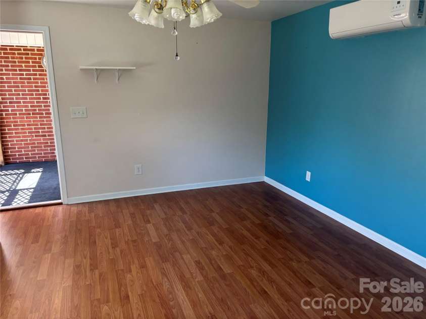 503 9th Avenue, Conover, NC 28613.  MLS# CAR4352494, YatesRealty ID 12226. 