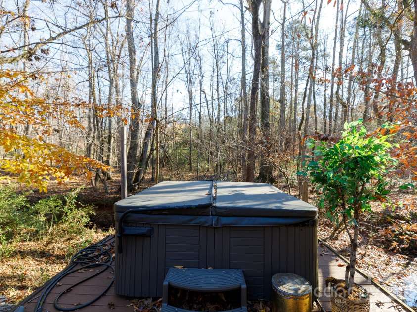 633 Weston Acres Road, Fort Lawn, SC 29714.  MLS# CAR4206008, YatesRealty ID 12227. 