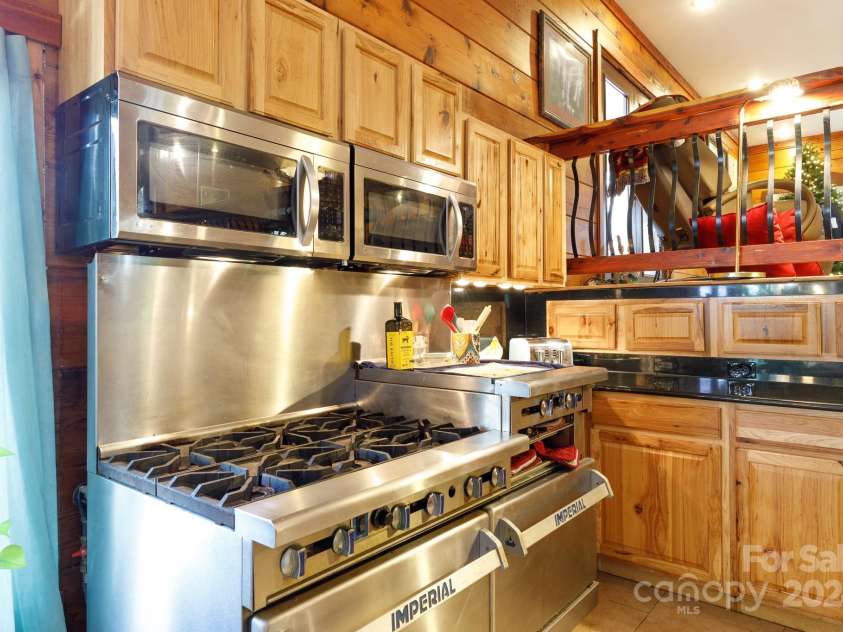 633 Weston Acres Road, Fort Lawn, SC 29714.  MLS# CAR4206008, YatesRealty ID 12227. 