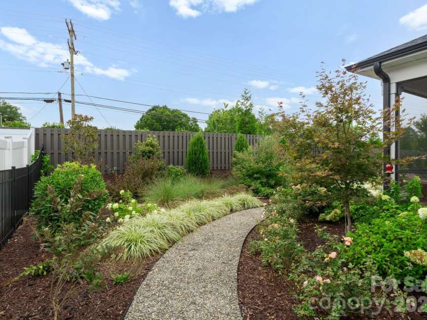 13630 Tranquil Day Drive, Matthews, NC 28105.  MLS# CAR4361521, YatesRealty ID 12229. 